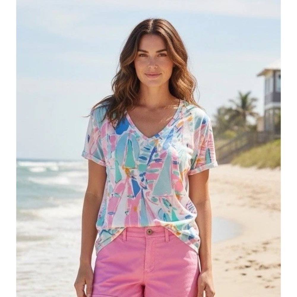 Lilly Pulitzer Large Michele V-Neck Tee Out to Sea Sailboat Shirt Top Size L